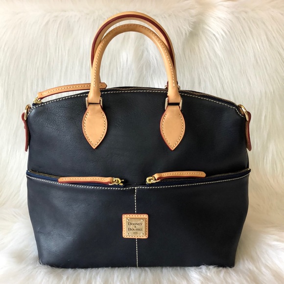 Dooney & Bourke Handbags - 🎁NeW DOONEY & BOURKE Saffiano leather bag